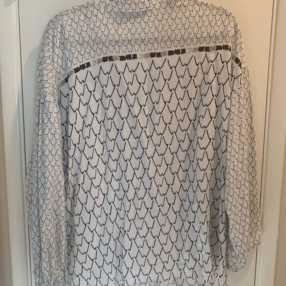 Business casual blouse, size 18/20 - Picture 2 of 2